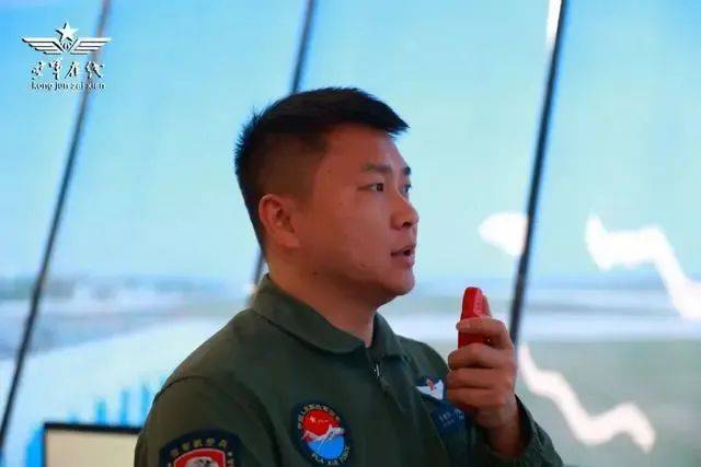 苹果x中国版的:这是真实版中国试飞员的故事！