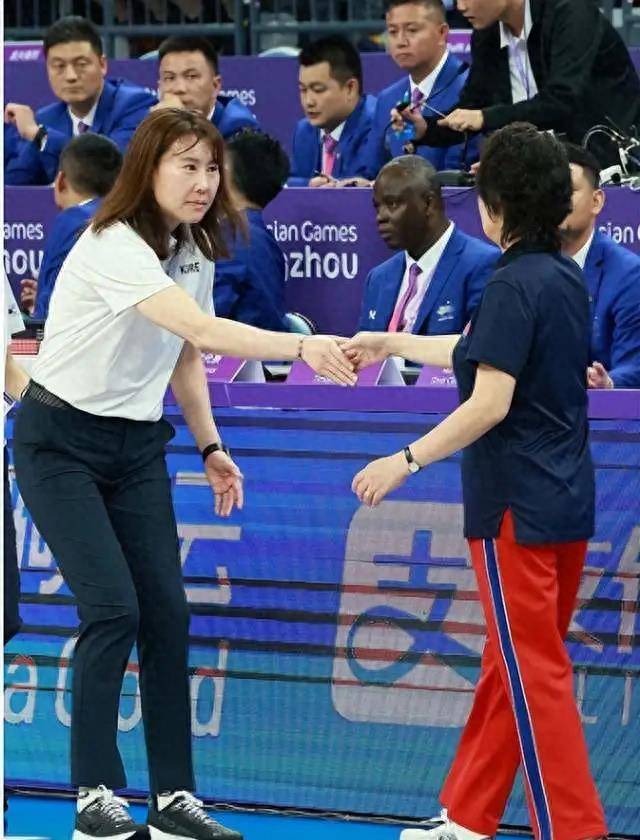 韩国女篮主教练郑先珉：“如果有朴真娥，中国队也能被打败”